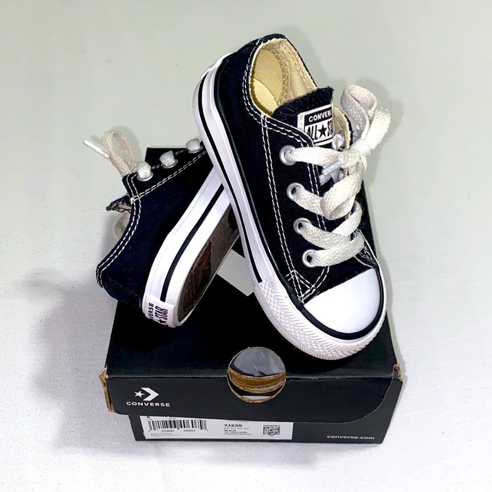 Converse Chuck Taylor AllStar Lo Sneaker - Toddler